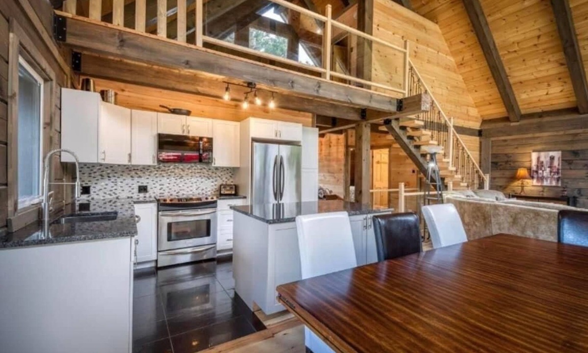 Mauricie Ski Chalet | Vrbo Property