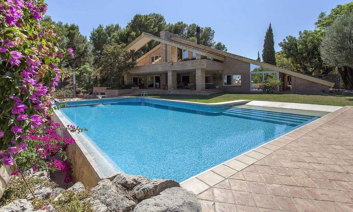 Sagunto Villa | Vrbo Property