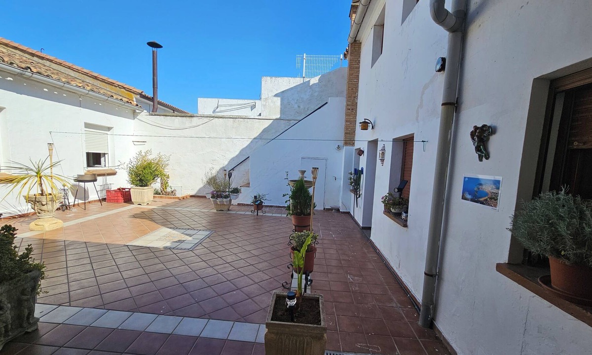 Valtierra House | Vrbo Property