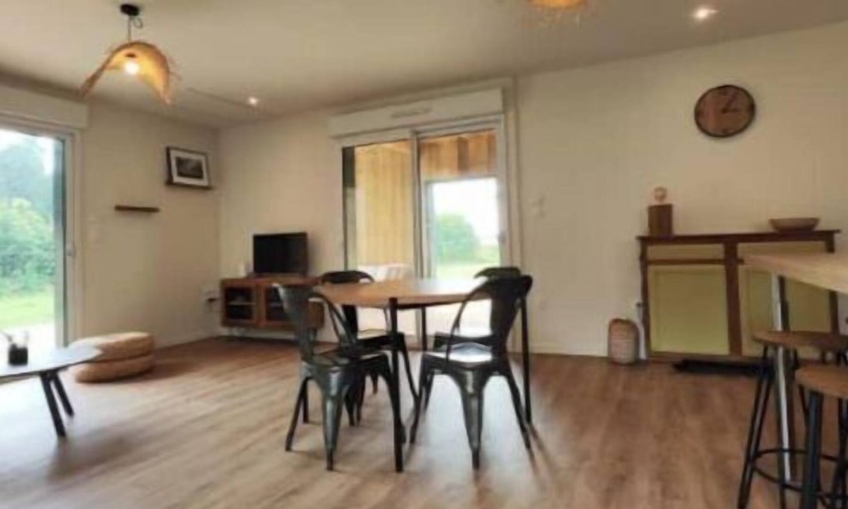 Boulleville Apartment | Vrbo Property