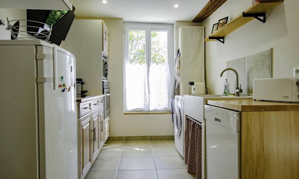 Brevonnes House | Vrbo Property