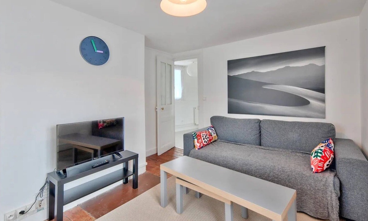 Vaugueux Apartment | Vrbo Property