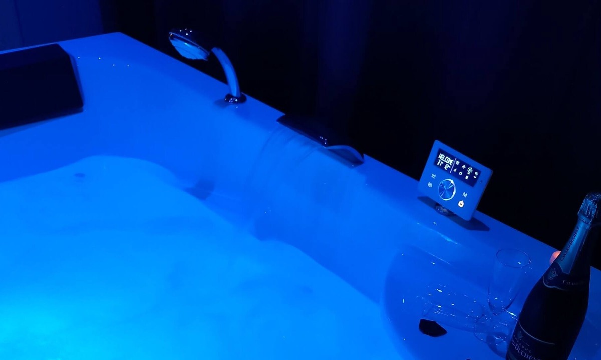 Courgains Cottage | Vrbo Property