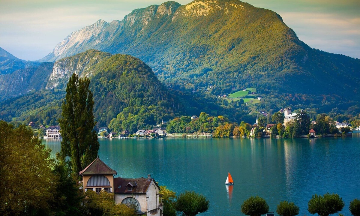 Saint-Martin-Bellevue Apartment | Vrbo Property