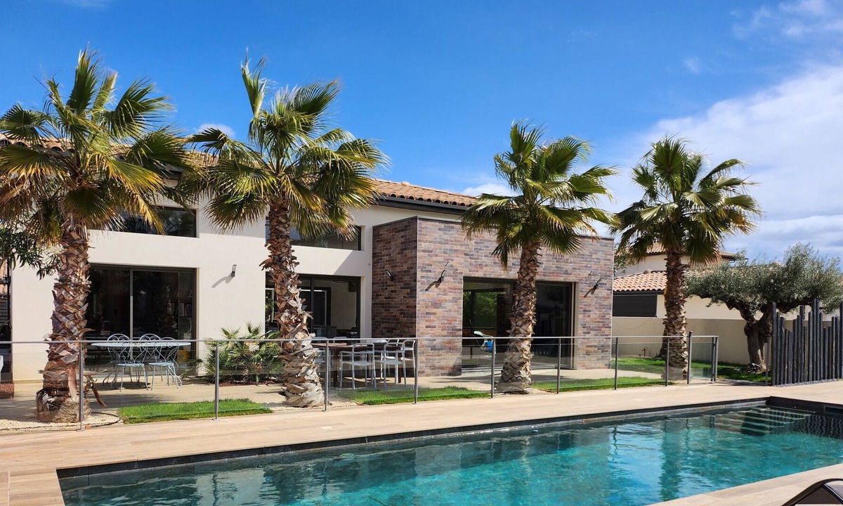 Lezignan-la-Cebe House | Vrbo Property