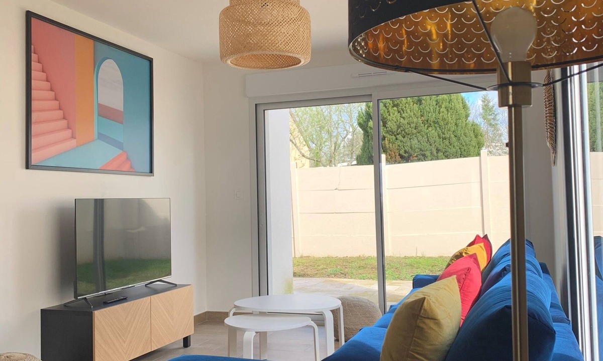 Pin - Vert Galant House | Vrbo Property