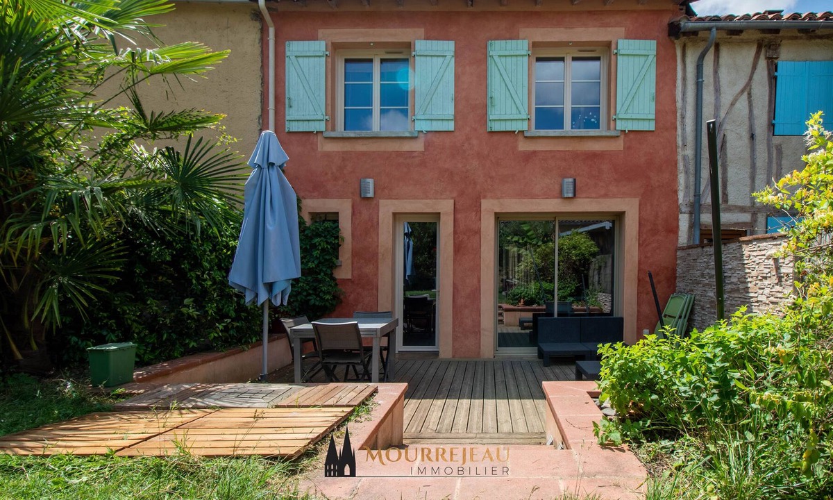 Marciac House | Vrbo Property