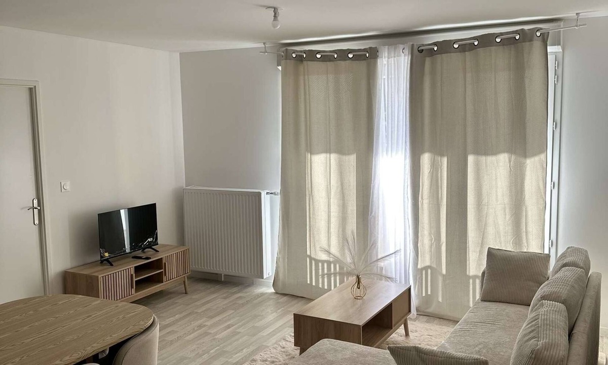 Meaux Apartment | Vrbo Property