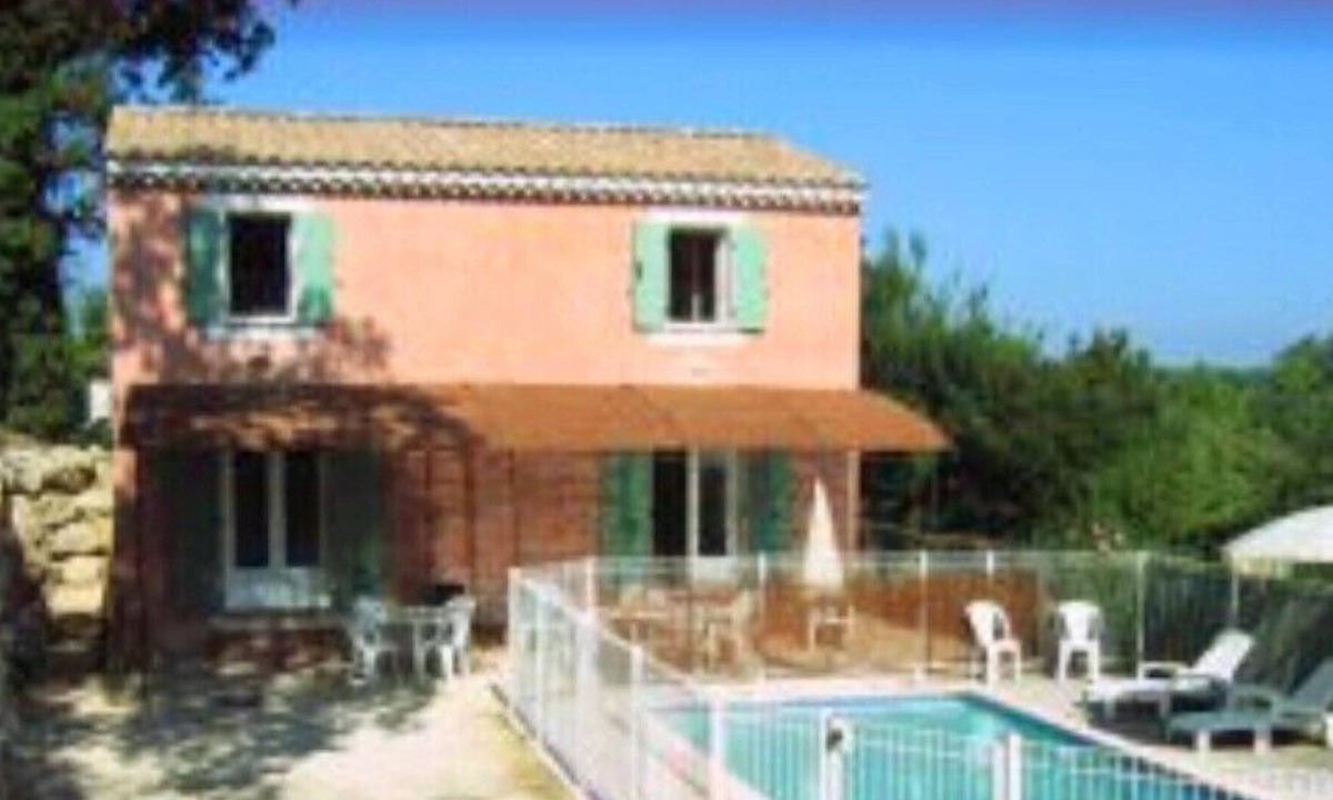 Pont-Saint-Esprit House | Vrbo Property