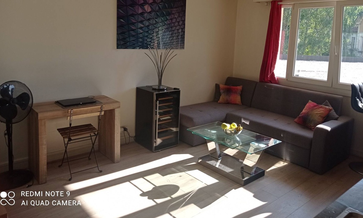 Ville-d'Avray Apartment | Vrbo Property