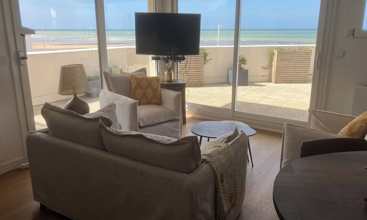 Bernieres-sur-Mer Apartment | Vue Imprenable