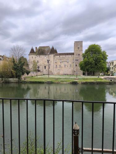 Nemours Apartment | Vue imprenable