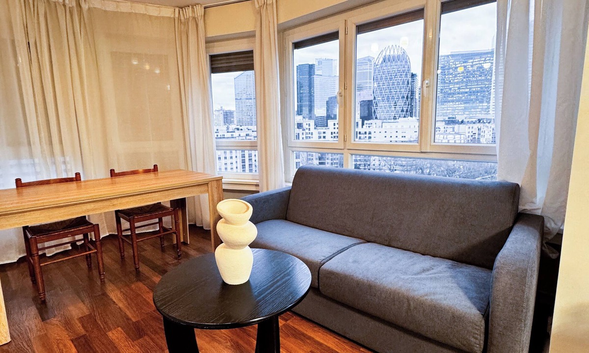 Cœur de Ville Apartment | Vue Paris & Accès Direct - Appart 10 pers