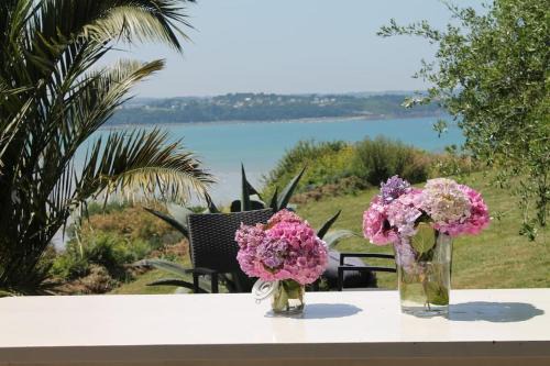 Saint-Michel-en-Greve Villa | VUE SUR MER UN COIN DE PARADIS