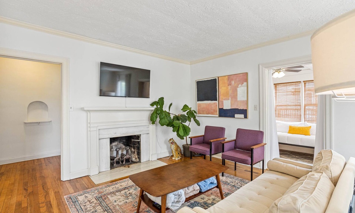 Redmont Park House | Vulcan View Cottage