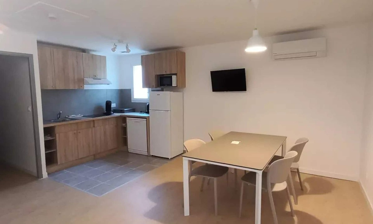 Mejannes-le-Clap Villa | VVF Méjannes Gard * - Holiday cottage "Climatization" 4 rooms 7 people