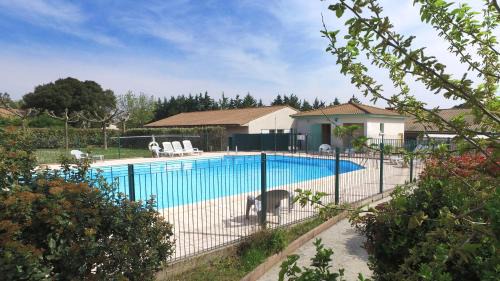 Mejannes-le-Clap Resort | VVF Méjannes Gard