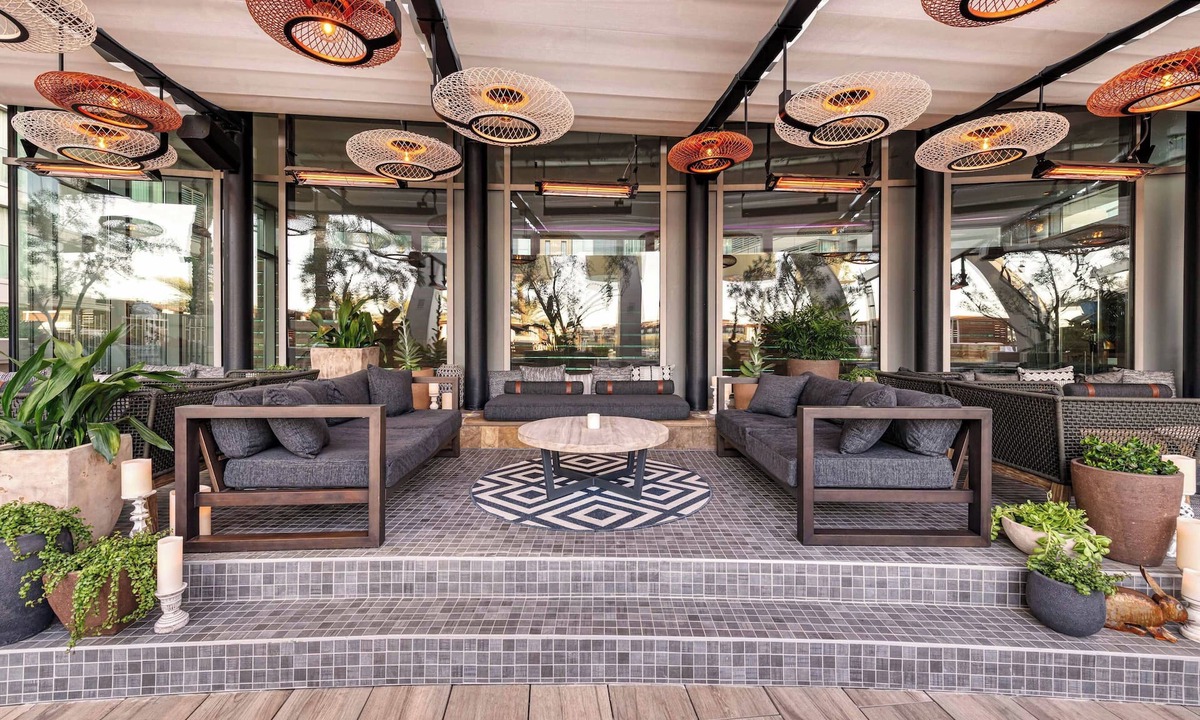 Entertainment District Hotel | W Scottsdale