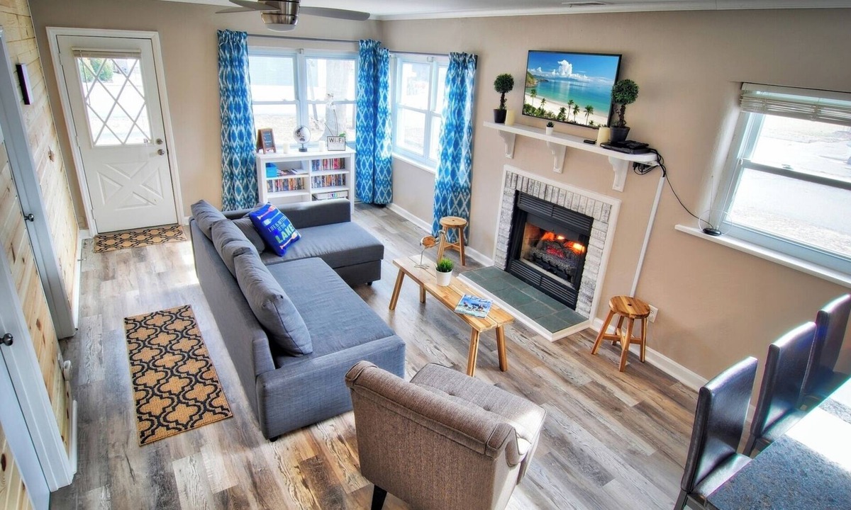 Lakeview Cottage | ❤️ Waddle Inn ❤️ Luxury Cottage on Tecumseh Island