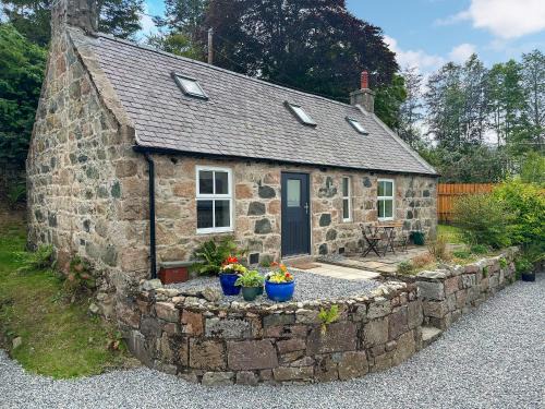 Aboyne House | Wagglehead Cottage