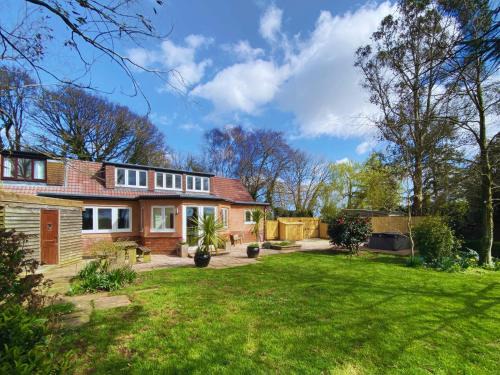 Runnington House | Wagtails