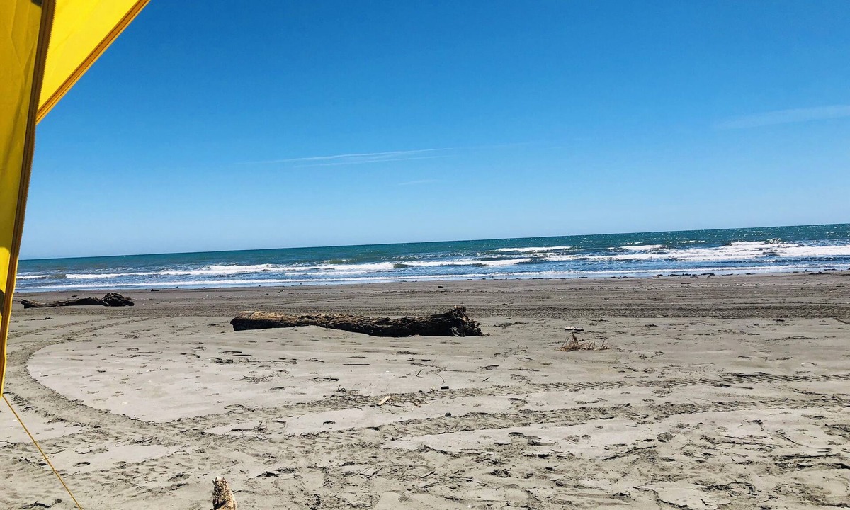 Waikawa Beach House | Waikawabeachgetaway.com Couples Getaway