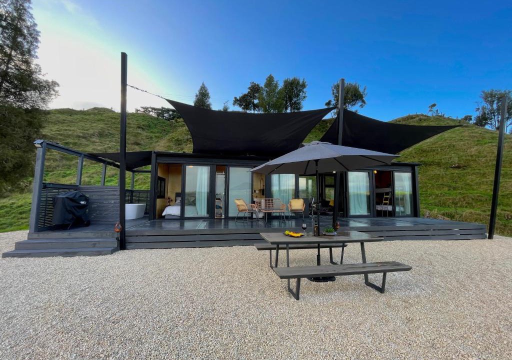 Hangatiki House | Waitomo Retreat