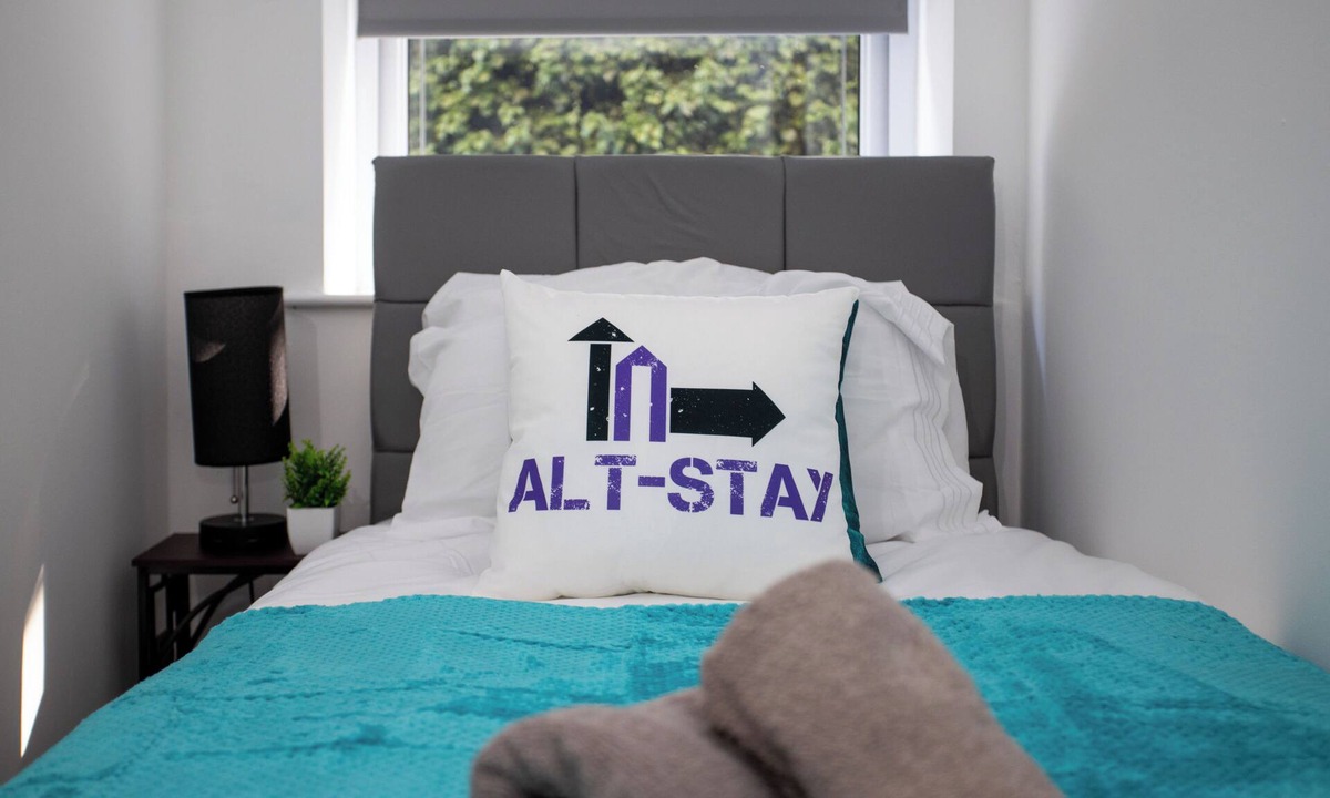 Wakefield Apartment | Wakefield 4 Bed apartment