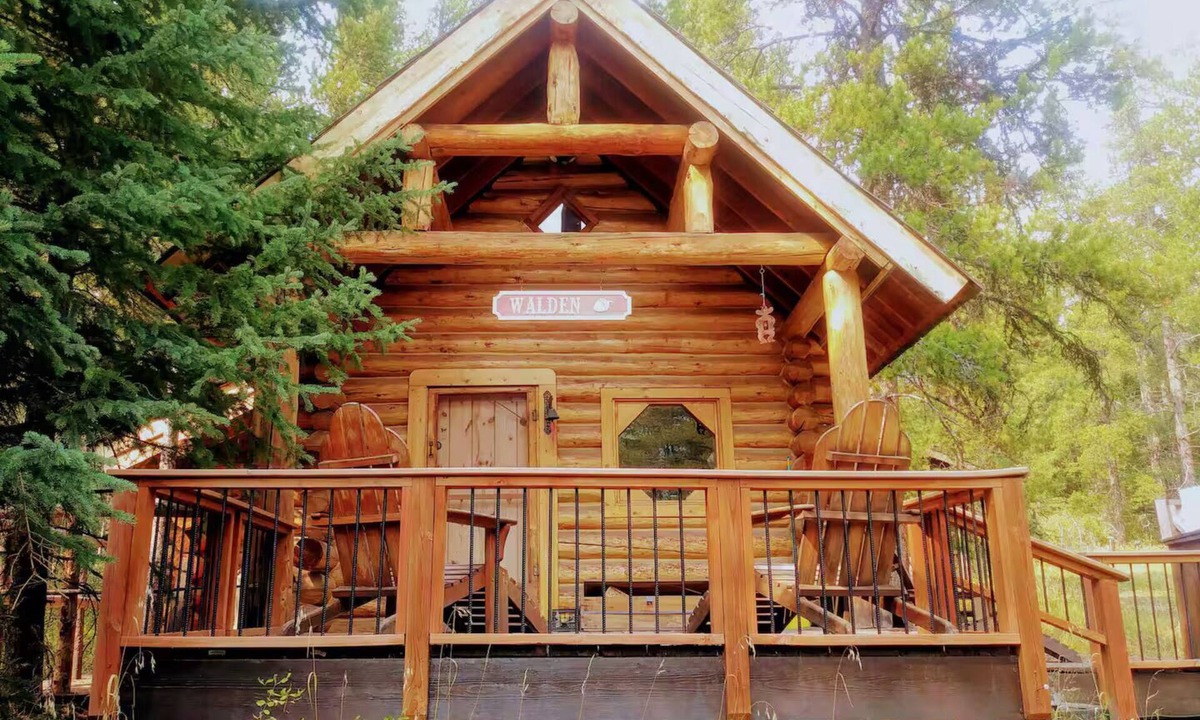 Cooke City-Silver Gate Cabin | Walden Cabin Yellowstone
