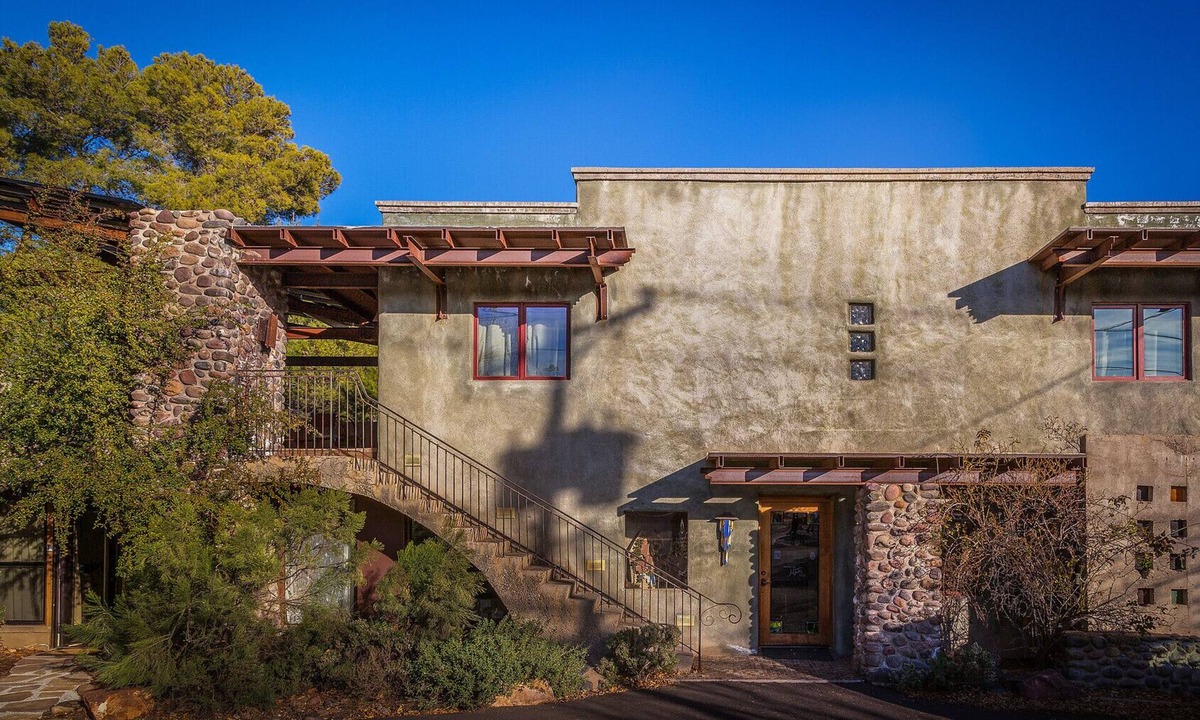 Uptown Sedona Apartment | Walk a Block to Uptown, to the main shops, tours, restaurants.