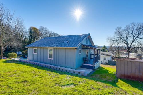 Rome House | Walk Downtown Charming Rome Abode with Yard!