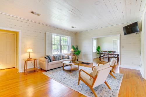 Clarksdale House | Walk Downtown: Home w/Yard in Clarksdale