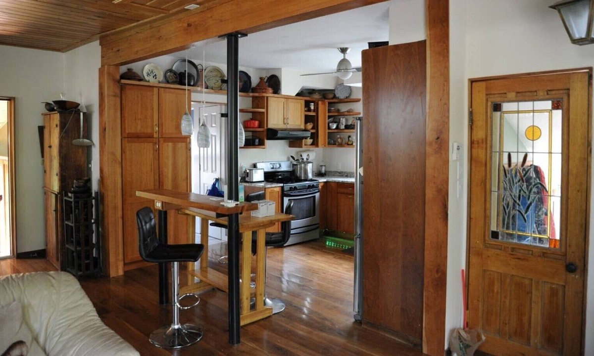 Ithaca House | WalK downtown, live in a garden