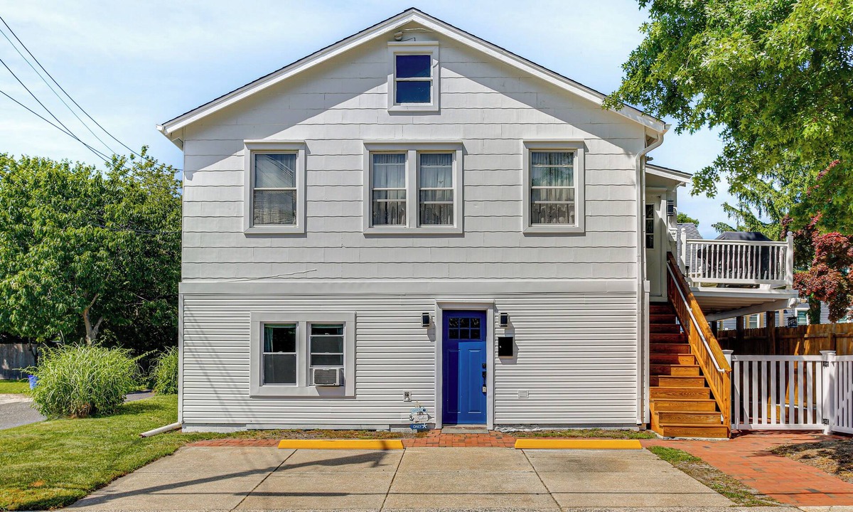 Somers Point Apartment | Walk to Beach: Somers Point Apartment!