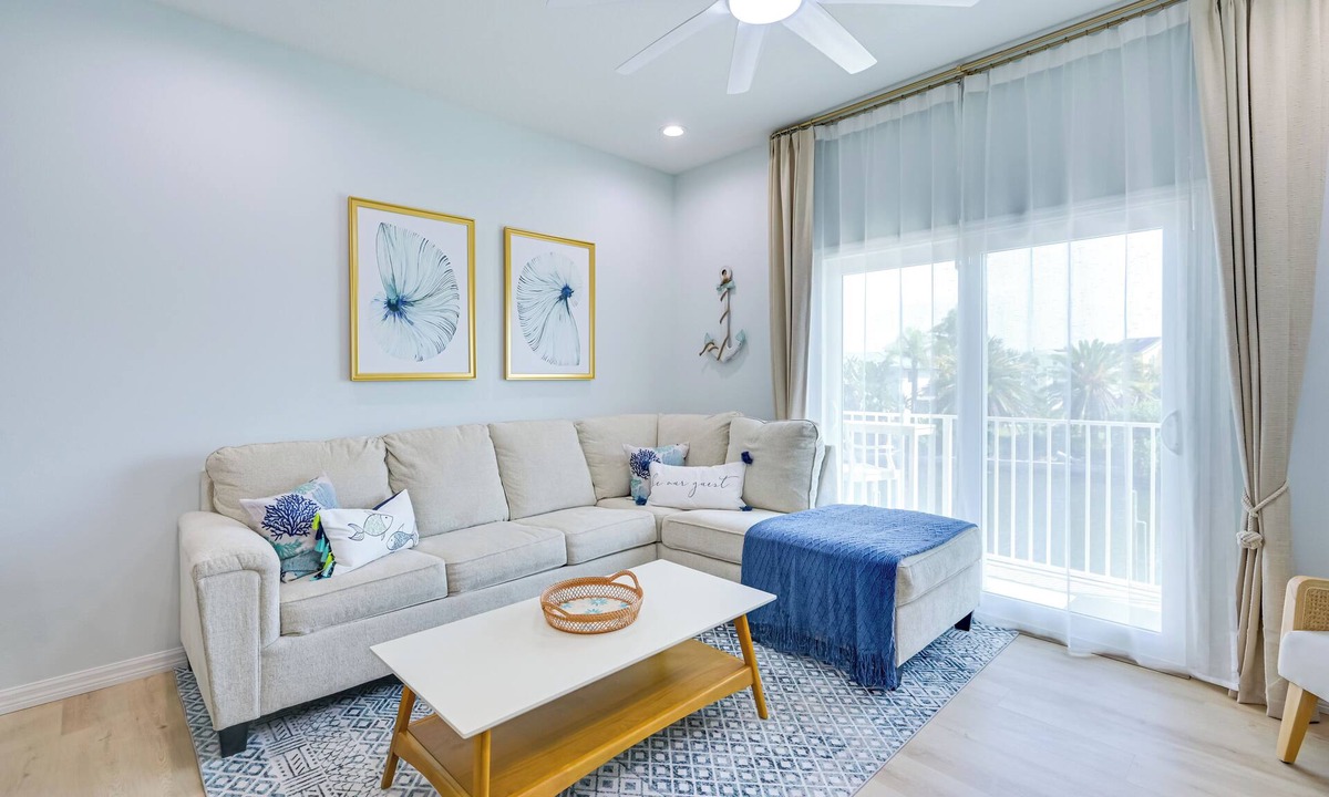 Hudson Beach Estates House | Walk to Beach! Waterfront Hudson Townhome