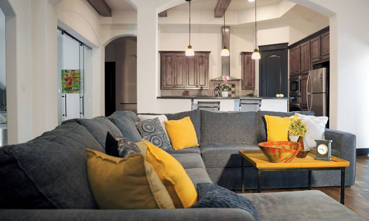 Lakeland Park Cottage | Walk to Boat Launch: Stylish Austin Gem