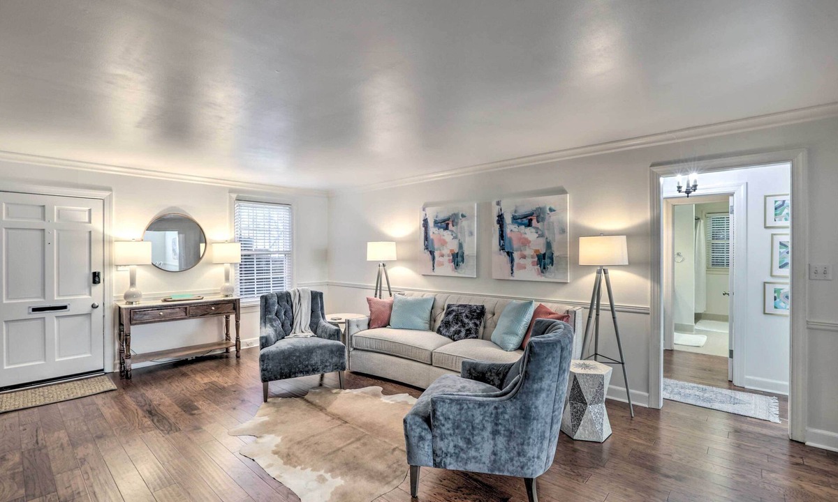 Thomasville Condo | Walk to Broad St: Central Thomasville Condo