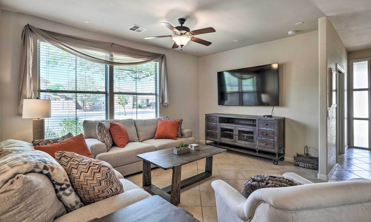 Palm Valley House | Walk to Community Pool: Goodyear Desert Oasis