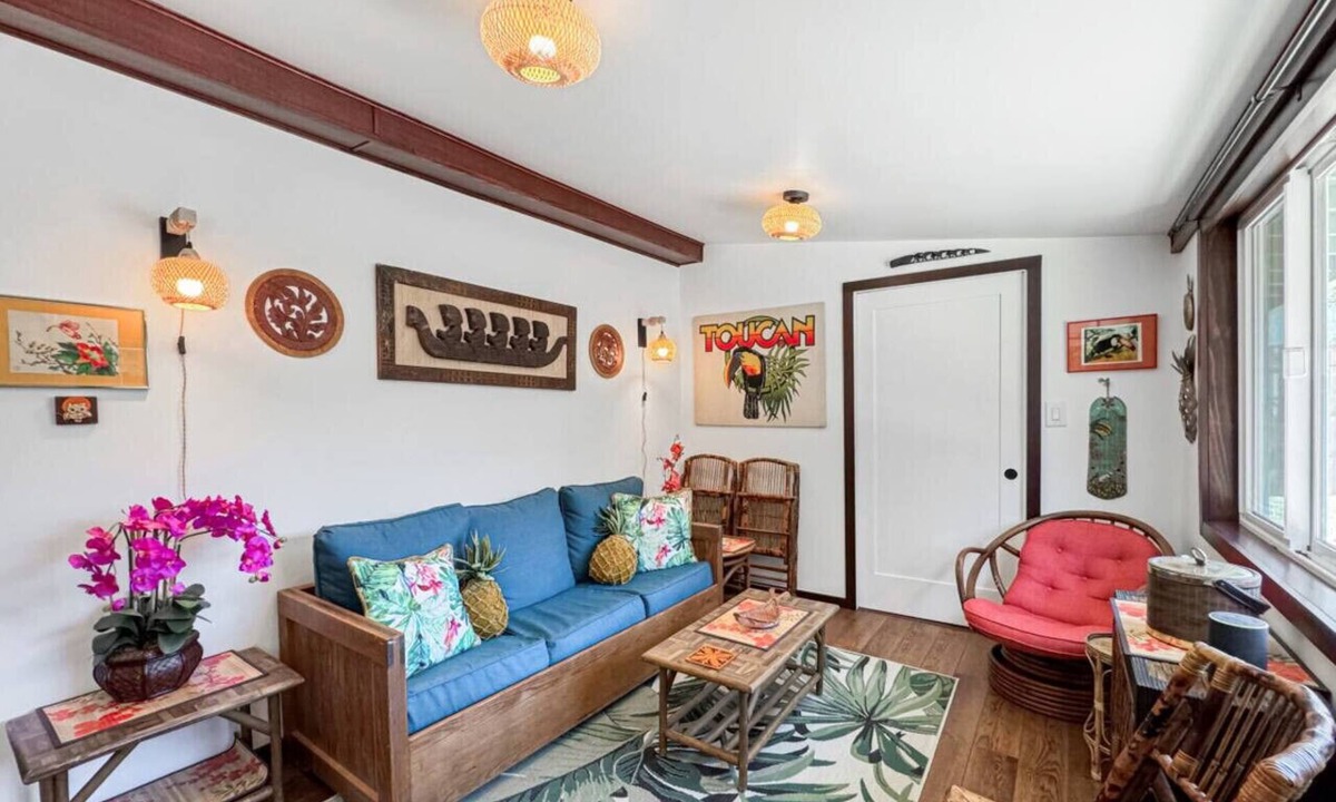 Murphys House | Walk to Downtown Sleeps 9 Fire Pit EV charge