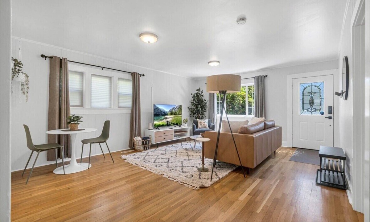 West Seattle House | Walk to Downtown West Seattle