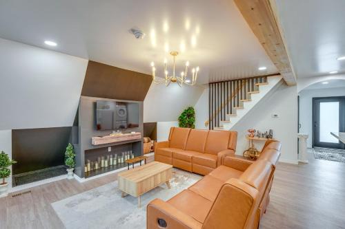 Lakewood Club House | Walk to Fox Lake Pet-Friendly A-Frame with Fire Pit