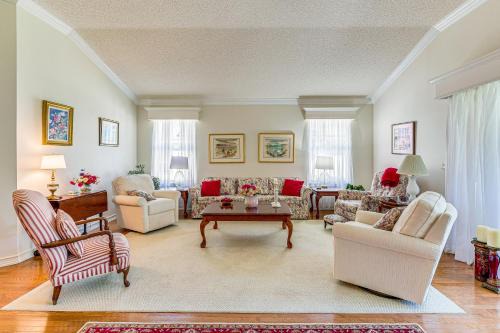 Santiago House | Walk to Golf & Pool: Pet-Friendly Villages Home