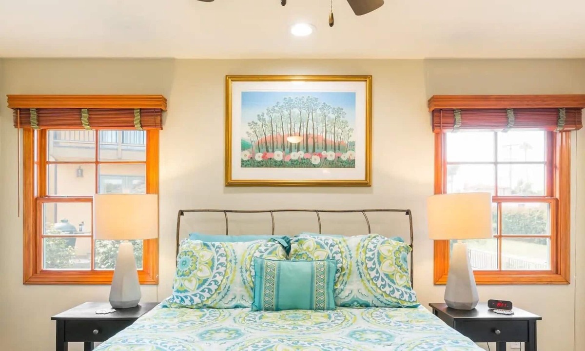 Loma Portal House | Walk to Liberty Station From a Cozy Retreat
