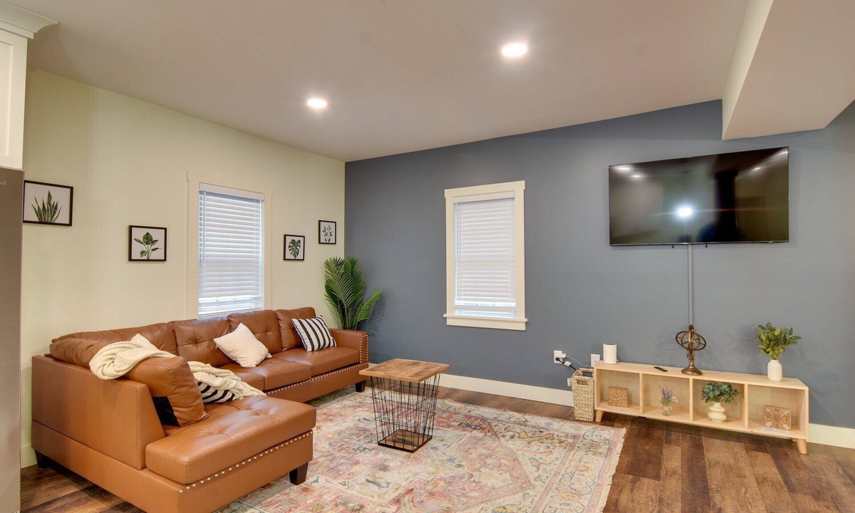 Lititz Apartment | Walk to Lititz Springs Park: Cozy Getaway! Apt 2