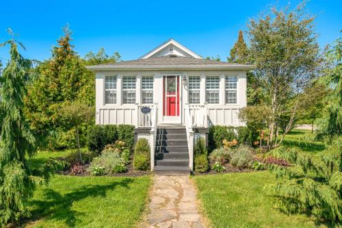 Historic Old Town House | Walk to Old Town | Cottage 3 ppl Top 10% | Parking