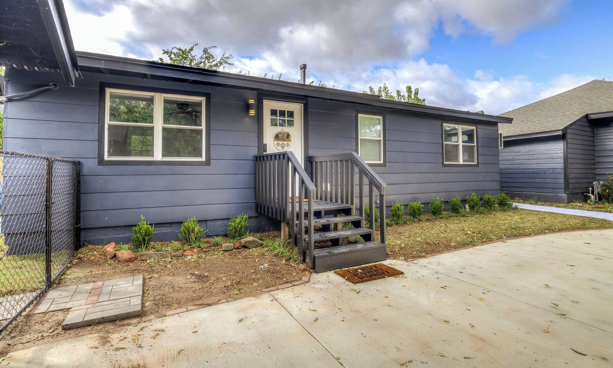 Central Oklahoma City House | Walk to Plaza : Wi-Fi : Patio & Firepit : Parking