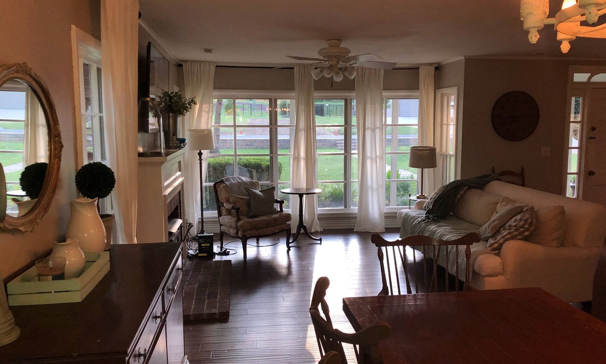 Fayetteville House | Walk to Razorback stadium!