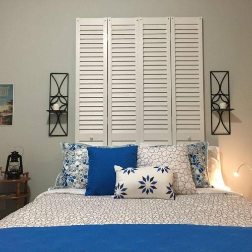 Coral Way Apartment | Walk to Restaurants and Shops - 5S