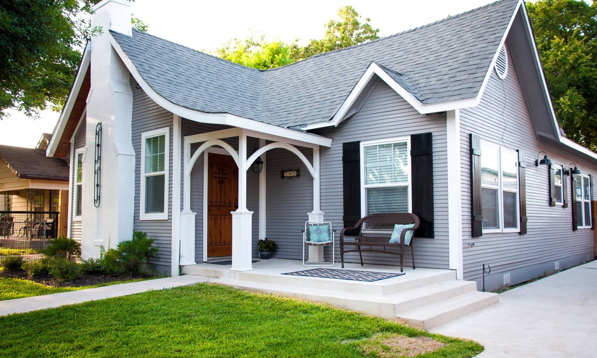 Tobin Hill House | Walk to River walk, Pearl complex entertainment, & Best Farmers Market in 3 min