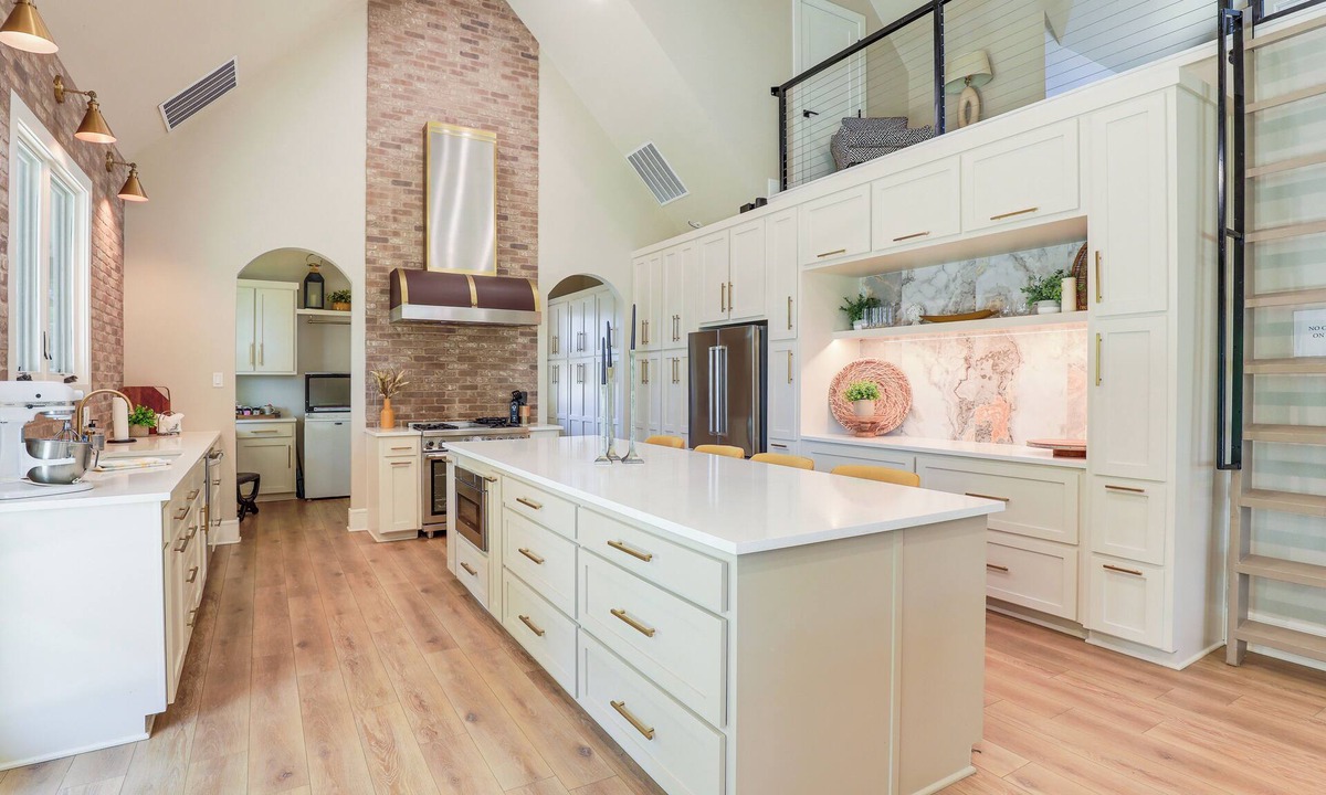 Ovilla House | Walk to Shops & Winery! Stylish Dtwn Ovilla Home